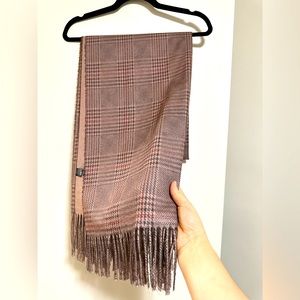 Italian cashmere scarf